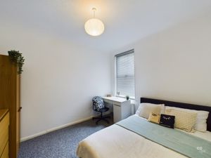 bed 2- click for photo gallery